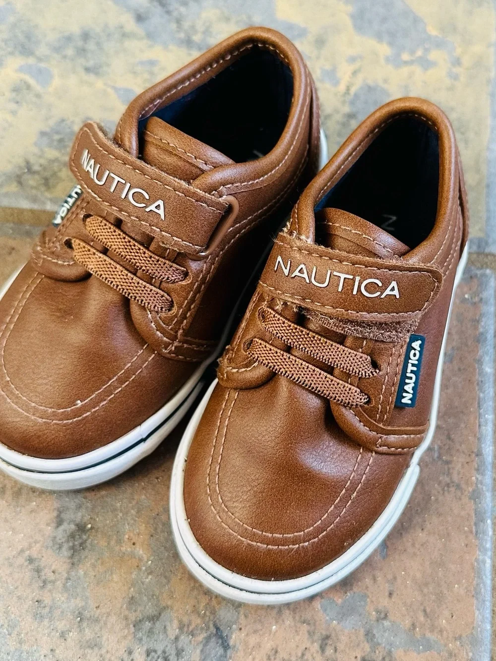 Nautica Kids Brown Leather-Look Velcro Sneakers